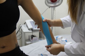 epicondilitis-fisioterapeuta-tenista